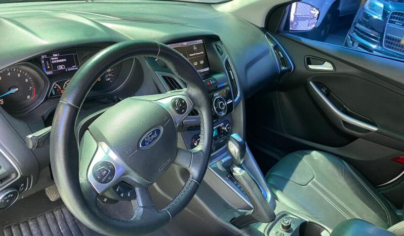 Ford Focus Titanium 2014 lleno