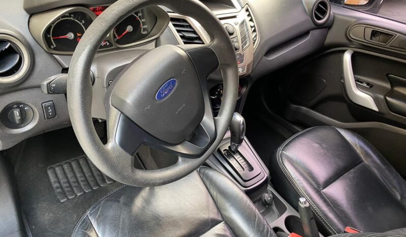 Ford Fiesta 2012 lleno
