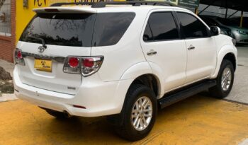 Toyota Fortuner 2014 lleno