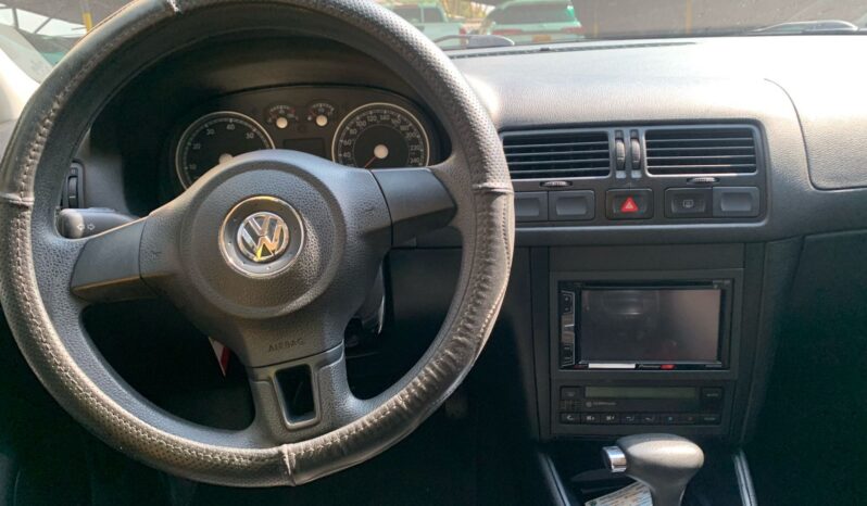 Volkswagen Jetta Trendline 2014 lleno