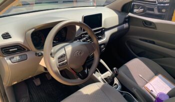 Hyundai Accent 2022 lleno