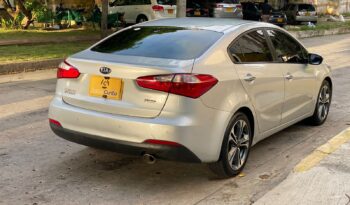 Kia Cerato Pro Ex 2016 lleno