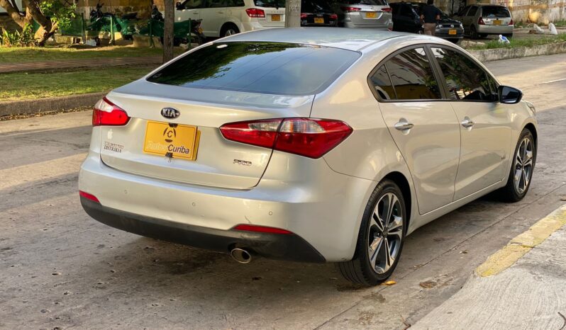 Kia Cerato Pro Ex 2016 lleno