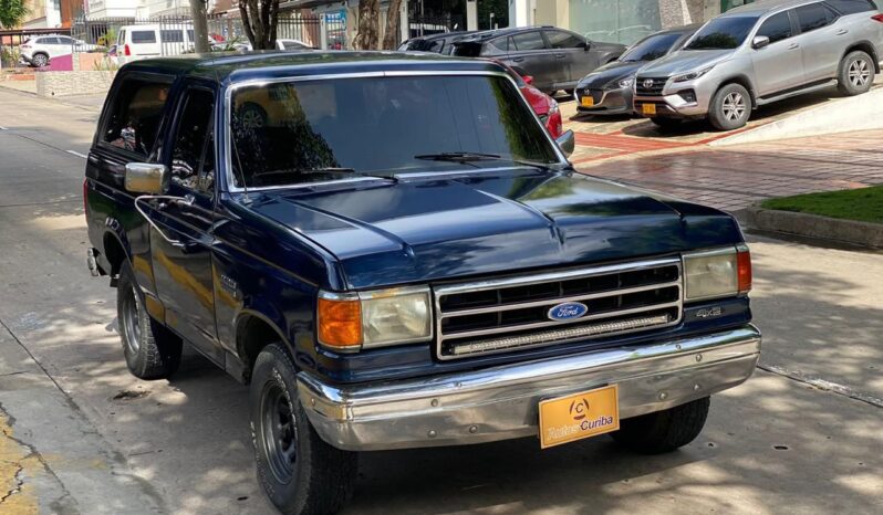 Ford Bronco 1988 lleno