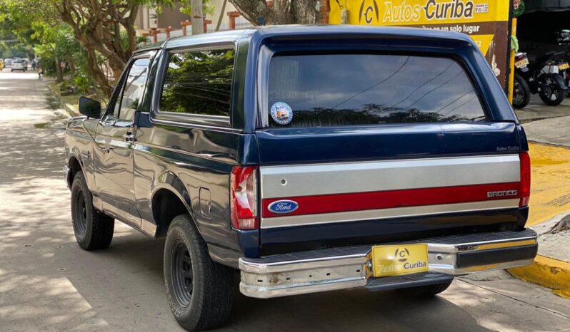 Ford Bronco 1988 lleno