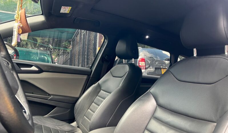 Volkswagen Taos Comfortline 2022 lleno