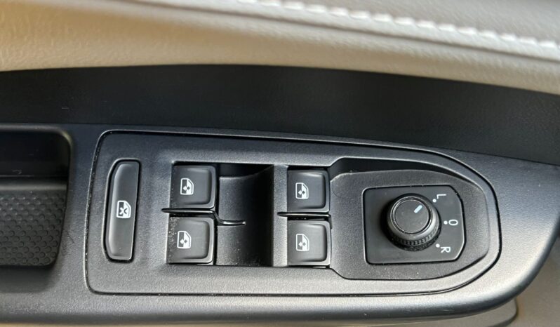 Volkswagen Taos Comfortline 2022 lleno