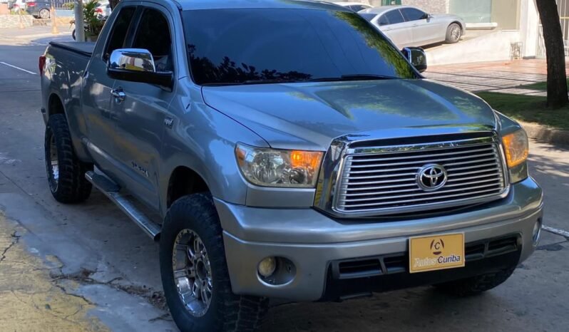 Toyota Tundra 2010 lleno