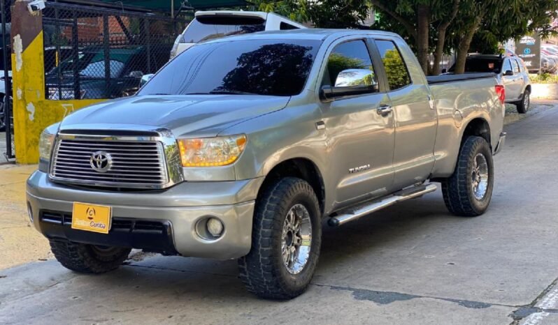 Toyota Tundra 2010 lleno