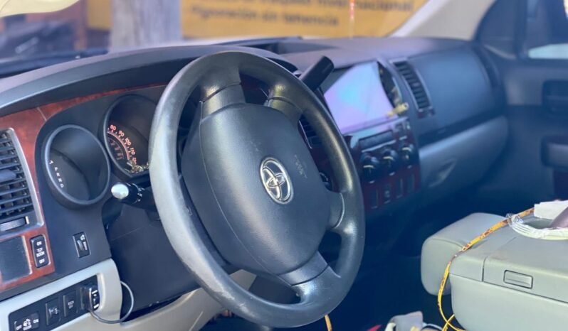 Toyota Tundra 2010 lleno