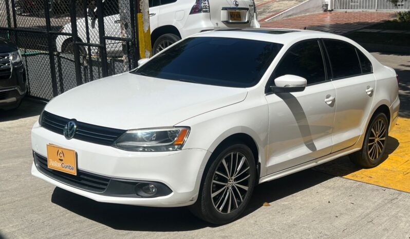 Volkswagen Jetta Comfortline 2012 lleno