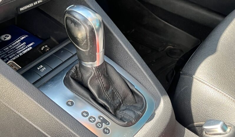 Volkswagen Jetta Comfortline 2012 lleno