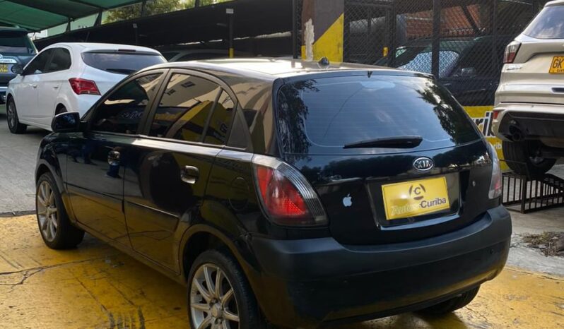 Kia Rio 2008 lleno