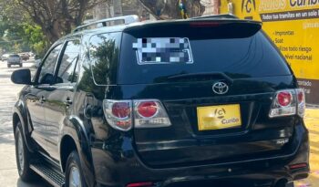 Toyota Fortuner SR5 2014 lleno
