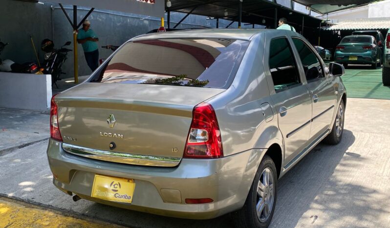 Renault Logan 2015 lleno