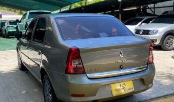 Renault Logan 2015 lleno
