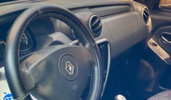 Renault Logan 2015 lleno