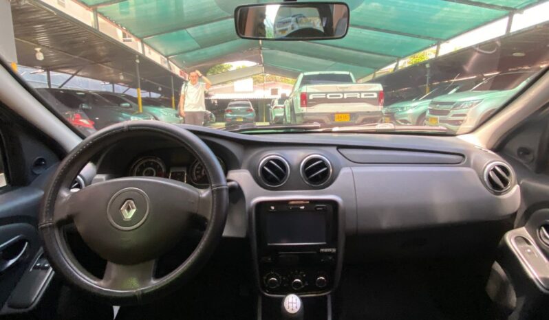 Renault Logan 2015 lleno