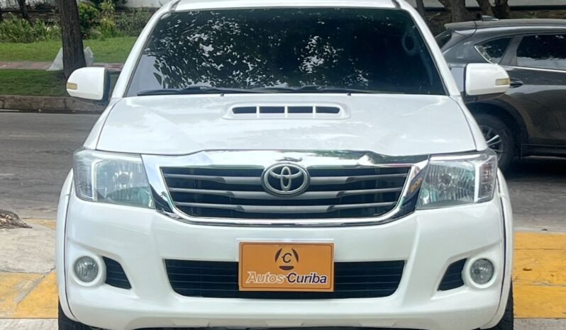 Toyota Hilux 4X4 2015 lleno