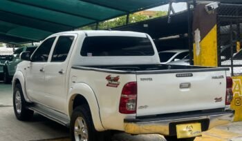 Toyota Hilux 4X4 2015 lleno