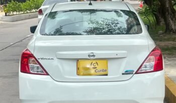 Nissan Versa 2017 lleno