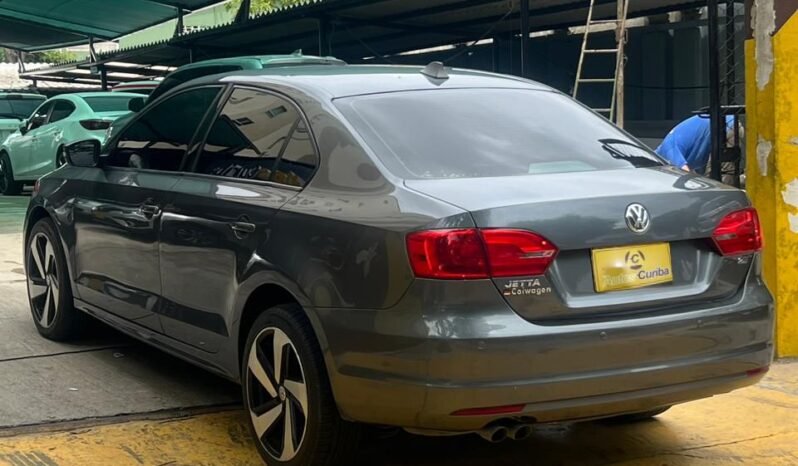 Volkswagen Nuevo Jetta 2012 lleno