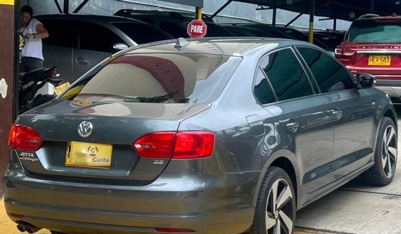 Volkswagen Nuevo Jetta 2012 lleno