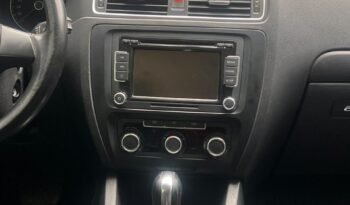 Volkswagen Nuevo Jetta 2012 lleno