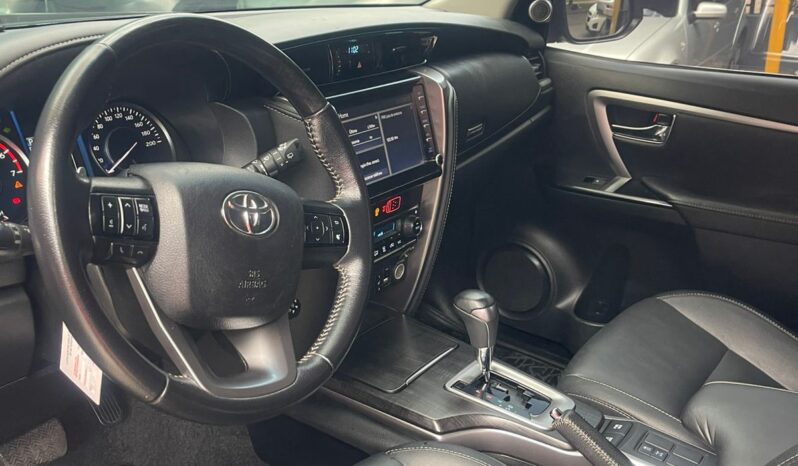 Toyota Fortuner 2021 lleno