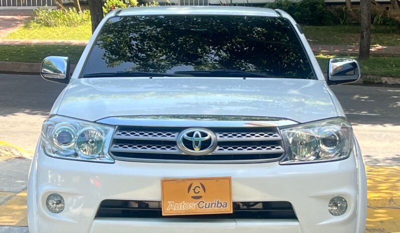 Toyota Fortuner SR5 2011 lleno