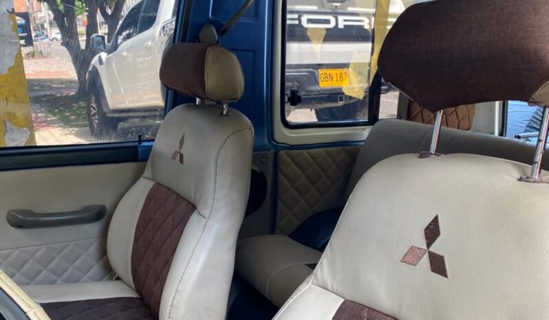 Mitsubishi Montero 4X4 1982 lleno