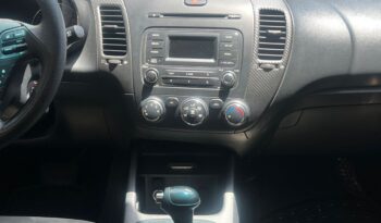 Kia Cerato Pro 2015 lleno