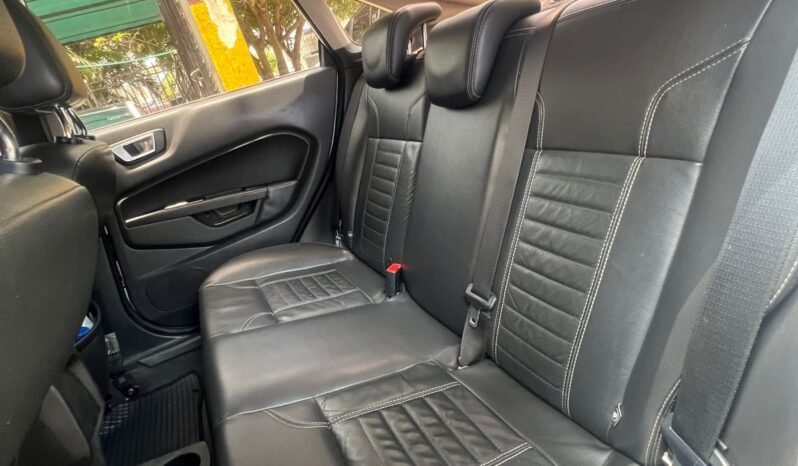 Ford Fiesta Titanium 2018 lleno