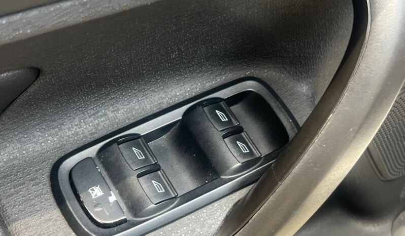 Ford Fiesta Titanium 2018 lleno