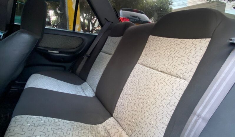 Nissan Sentra 2011 lleno