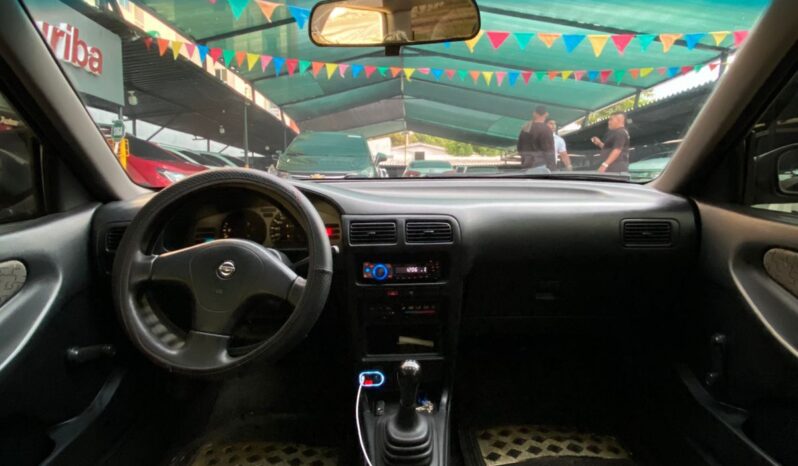 Nissan Sentra 2011 lleno