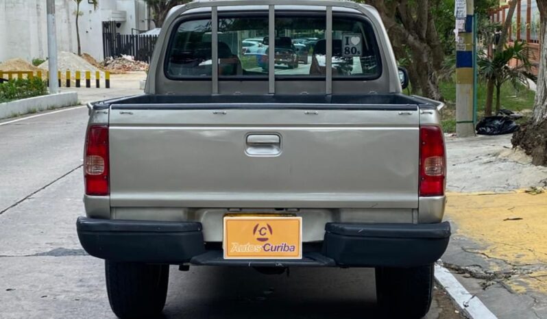 Mazda B26DC3 2005 lleno