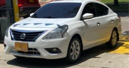 Nissan Versa 2015