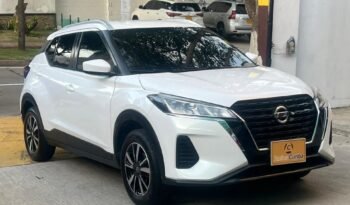 Nissan Kicks 2022 lleno