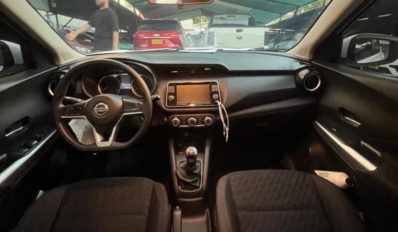 Nissan Kicks 2022 lleno
