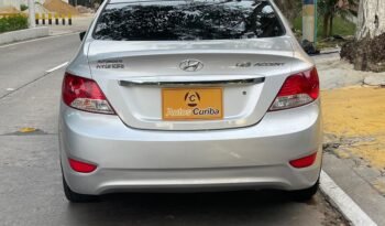 Hyundai Accent GL 2013 lleno