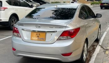 Hyundai Accent GL 2013 lleno