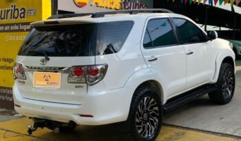 Toyota Fortuner 4X4 2013 Diesel lleno