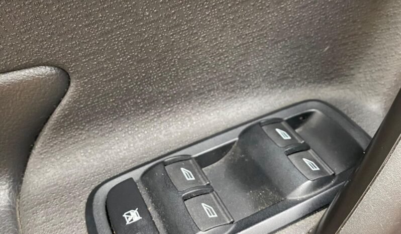 Ford Fiesta Titanium 2017 lleno