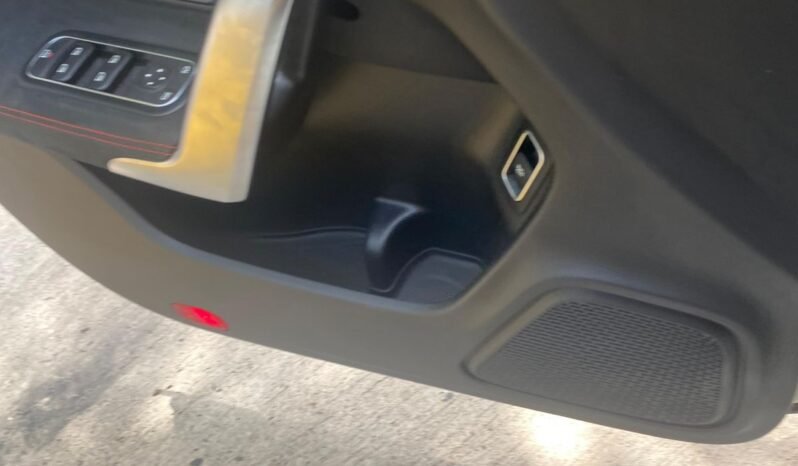 Mercedes Benz CLA180 2020 lleno