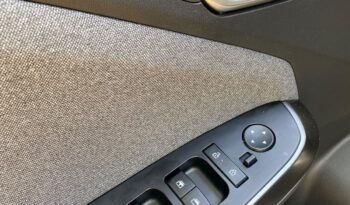 Kia K3 Cross 2026 lleno