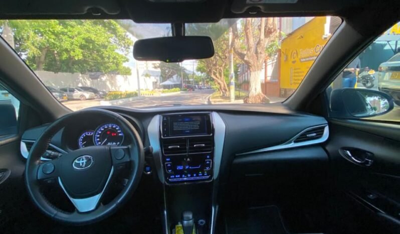 Toyota Yaris 2021 lleno