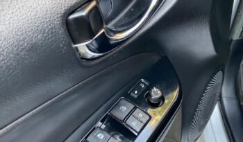 Toyota Yaris 2021 lleno