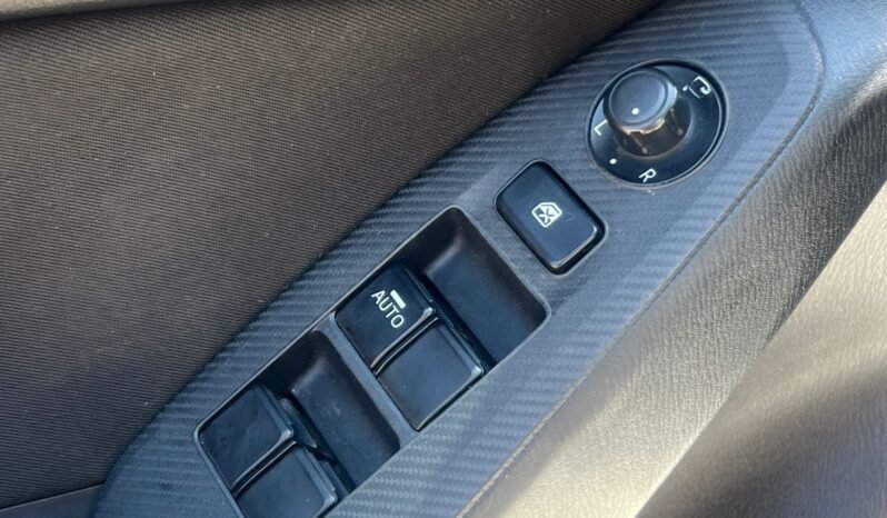 Mazda 3 Touring 2015 lleno